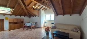 Photo de la galerie de l'établissement Apartment lake Maggiore - Residence al Poggio, à Tronzano Lago Maggiore 32 autres photos