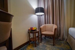 Χώρος καθιστικού στο Emaar Elite Hotel