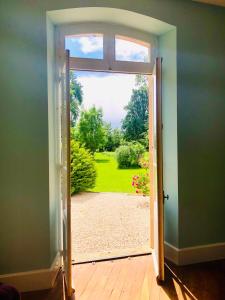 Zahrada ubytování Chateau de la Coutere + 37 fotografií