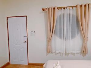 Gallery image of Muji House Resort in Non Sang