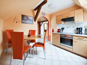 Kuchyň nebo kuchyňský kout v ubytování Ferienwohnung Uta