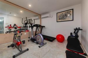 Fitness centrum a/nebo fitness zařízení v ubytování Grand Continent Morjim
