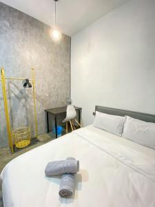 Postel nebo postele na pokoji v ubytování Pillow Talk 3 Hours Room