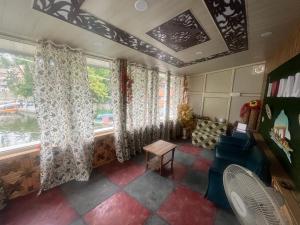 Area soggiorno di Dal Fog Guest House