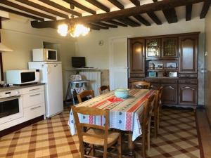 Cucina o angolo cottura di Maison à la campagne Altre 31 foto