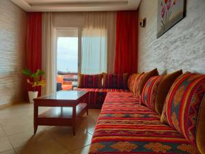 Χώρος καθιστικού στο Appartement Sidi Rahal à Garden beach2 +9 φωτογραφίες