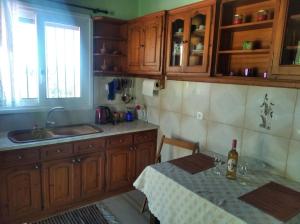 Gallery image of Kiki Guest House in Lefkimmi +1 photo