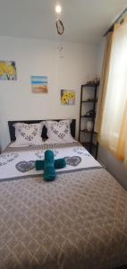 Ένα ή περισσότερα κρεβάτια σε δωμάτιο στο Petit STUDIO COCO, CHAMONIX HYPER CENTRE