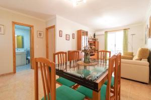 Χώρος καθιστικού στο Apartamento playa de Canet WIFI