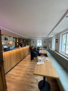 Hostel Balingen的休息区
