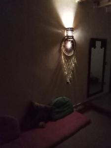 ダハブにあるBlue houseの暗室の壁掛け