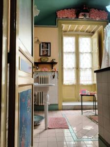Kuchyňa alebo kuchynka v ubytovaní Vittorio Emanuele Rooms di Prinzi