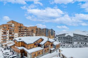 Ski In-Out - Heart of Val Thorens Warm-Hearted Apartment, WiFi 165 v zimě