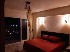 Ένα ή περισσότερα κρεβάτια σε δωμάτιο στο Apartment in Marina