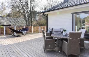 Balkón nebo terasa v ubytování 3 Bedroom Cozy Home In Sölvesborg + 31 fotografií