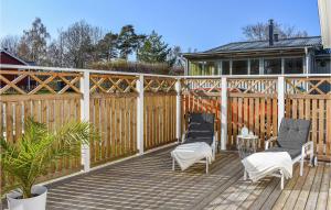 Rõdu või terrass majutusasutuses 3 Bedroom Cozy Home In Sölvesborg