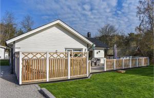 Aed väljaspool majutusasutust 3 Bedroom Cozy Home In Sölvesborg