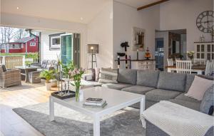 Istumisnurk majutusasutuses 3 Bedroom Cozy Home In Sölvesborg