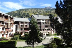 Zdjęcie z galerii obiektu Résidence Glieres - Studio 3 personnes à Bourg Saint Maurice dans une résidence avec piscine et proche du funiculaire MAE-1986 w mieście Bourg-Saint-Maurice