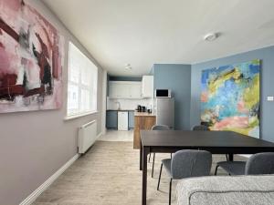 Kuchyň nebo kuchyňský kout v ubytování The Art House 8 Galway + 15 fotografií