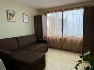 Posezení v ubytování CityGem - 2 Bedrooms 2 Bath