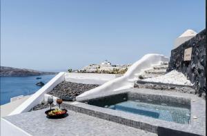 Gallery image of Enalion Suites in Oia