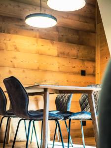 Posedenie v ubytovaní Résidence Myrtilles - Appartement rénové·Proche des pistes·WIFI MAE-2434