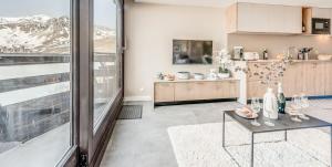 Kuchyňa alebo kuchynka v ubytovaní Résidence Palafour - Studio 4 rénové, soigné, confortable - balcon vue lac MAE-7954