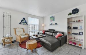 Posezení v ubytování Two-Bedroom Apartment In Hvide Sande