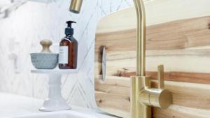 Gallery image of New, stylish APT steps to sunsets & beach in Goderich