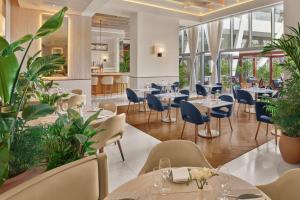 Restaurace v ubytování The Abu Dhabi EDITION
