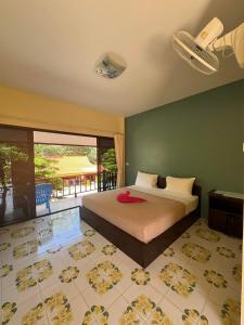 Postel nebo postele na pokoji v ubytování Boonya Resort Koh Chang