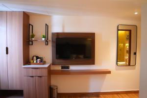 Afbeelding uit fotogalerij van Capital Luxury Suites in Vijayawāda