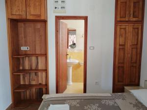 Koupelna v ubytování Apartmanes Volaric M