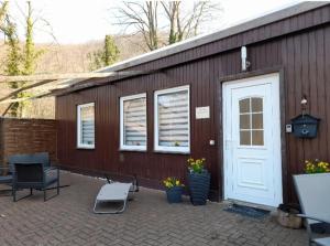 Hoone, kus puhkemaja asub