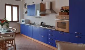 A kitchen or kitchenette at Cascina in Alto Piemonte / Piedmont countryhouse