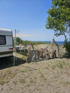 Imagem da galeria de Beachfront Caravans em Chernomorets mais 129 fotografias