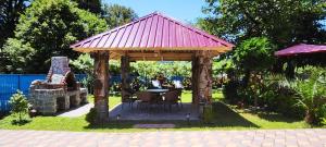 Zahrada ubytování Iveri House