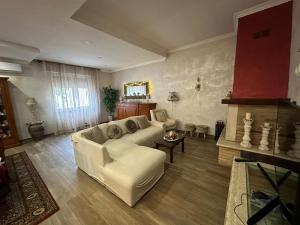 Istumisnurk majutusasutuses B&B Corvara