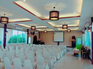 Konferenční prostory v ubytování P.Paradise Hotel + 117 fotografií