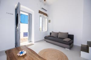 Gallery image of Ostria kythnos apartment in Kithnos