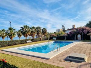 Bazén v ubytování Las Antillas III Front Sea View Pool nebo v jeho okolí