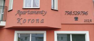 Fotografia z galérie ubytovania APARTHOTEL Apartamenty KORONA noclegi przy Termach Cieplickich 10proc rabatu do TERM Jelenia Góra Cieplice v destinácii Jelenia Góra