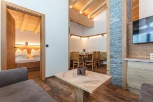 Zdjęcie z galerii obiektu Ferienwohnung Alpenluft w mieście Hochfilzen