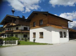 Zdjęcie z galerii obiektu Ferienwohnung Alpenluft w mieście Hochfilzen
