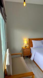 Una cama o camas en una habitación de Aleenka House 13 fotos más