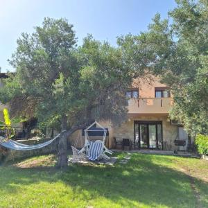 En have udenfor Ktima Manolas