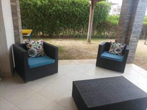 Χώρος καθιστικού στο Golf porto marina