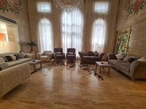 Istumisnurk majutusasutuses El Mesaadya Hotel فندق المساعدية