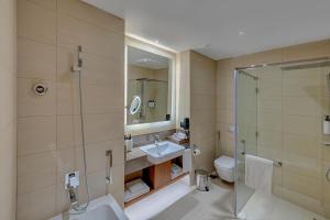 Bagno di Crowne Plaza Muscat OCEC by IHG